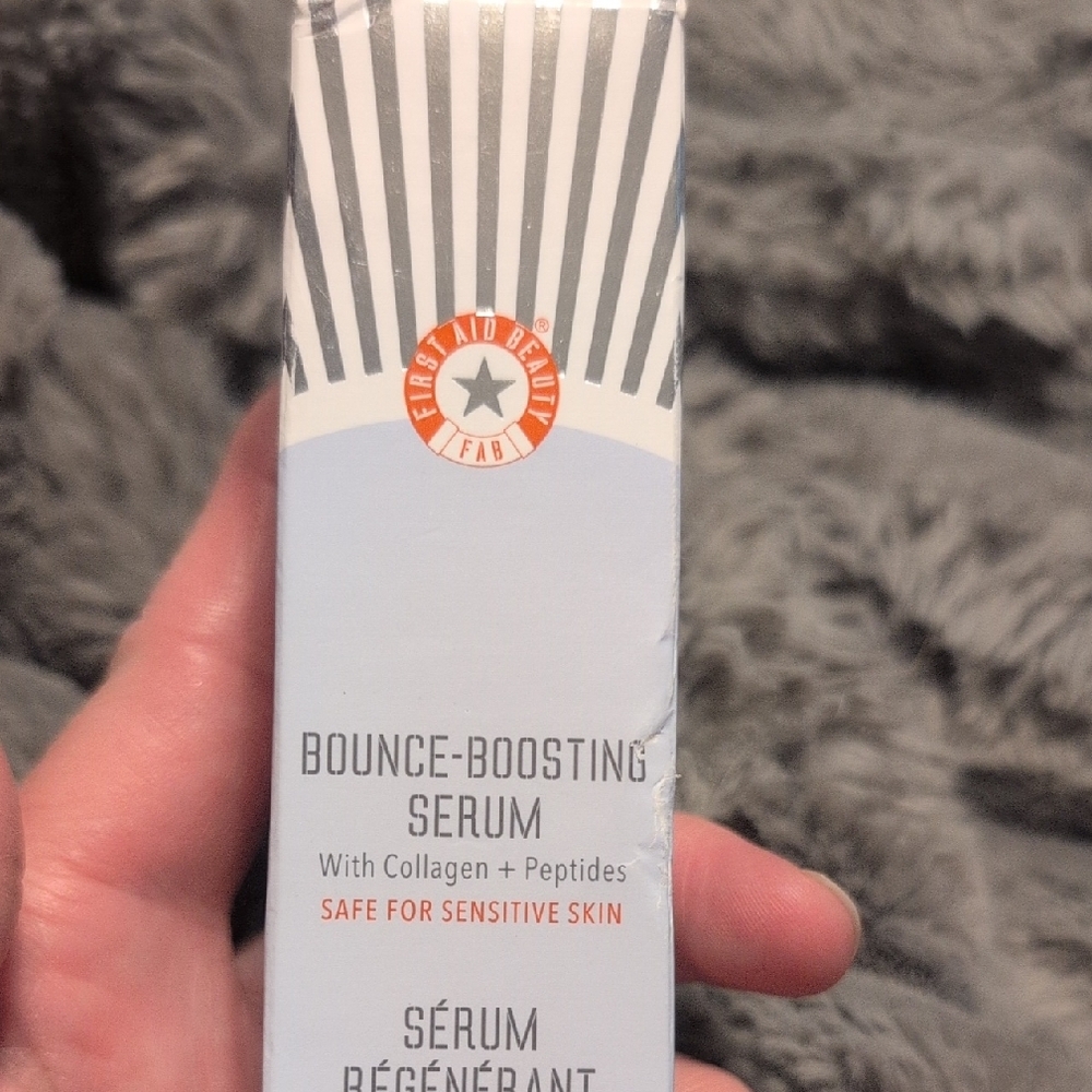 First Aid Beauty Bounce- Boosting Serum W/ Collagen & Peptides NIB NEW IN BOX - Picture 2 of 9